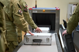 Szkolenie funkcjonariuszy SOP z obsługi urządzeń rentgenowskich 