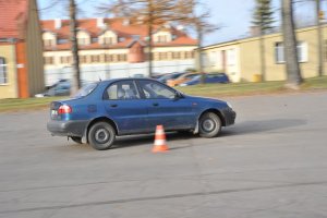 Prowadzenie pościgów pojazdami uprzywilejowanymi 