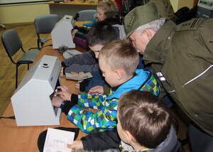 Komendant Centrum Szkolenia Straży Granicznej gościł uczniów szkoły podstawowej 