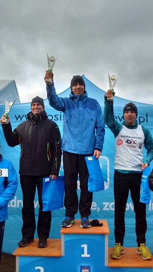 Sukcesy funkcjonariuszy CSSG w biegach przełajowych 