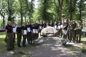 Uczniowie klasy mundurowej w Centrum Szkolenia SG 