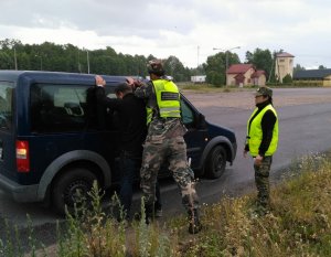 Współdziałanie podczas wspólnych patroli funkcjonariuszy polskiej Straży Granicznej i funkcjonariuszy państwa sąsiedniego 