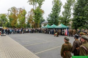 W Górze Kalwarii odsłonięto tablicę upamiętniającą Centralną Szkołę Służby Granicznej 