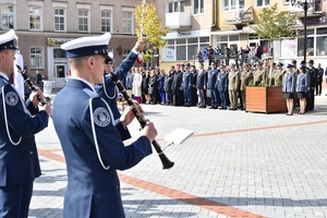 Nadanie sztandaru KPP w Bartoszycach 
