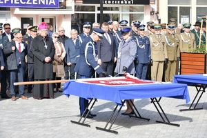 Nadanie sztandaru KPP w Bartoszycach 