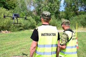 specjalistyczne szkolenie z pilotowania i obsługi dronów 
