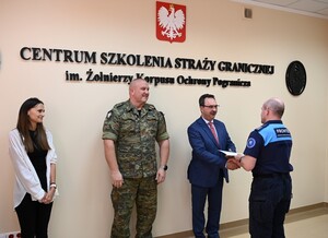 Instruktorzy z Centrum Szkolenia SG przeszkolili kolegów z Międzynarodowej Agencji Frontex 