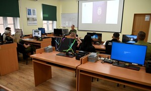 kurs doskonalący „Dokumenty uprawniające do przekraczania granicy i pobytu na terytorium RP i UE”. 