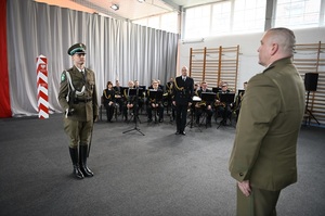 Meldunek dowódcy o zakończeniu uroczystości 