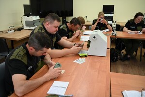 Słuchacze podczas zajęć praktycznych 