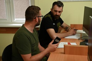 Słuchacz podczas egzaminu praktycznego 