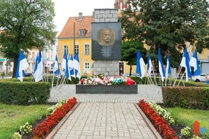 Pomnik 