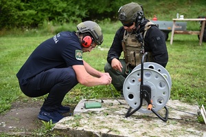 Ćwiczenia w polowej bazie minersko-pirotechnicznej 