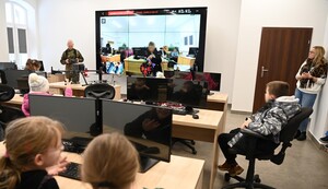 Prezentacja sali bezzałogowych statków powietrznych 