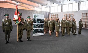 uroczyste pożegnanie funkcjonariuszy odchodzących na emeryturę 