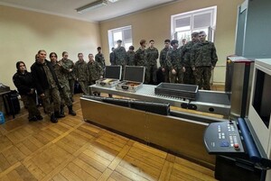 Młodzież podczas zajęć 