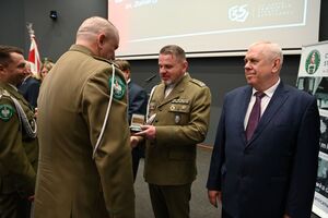 Uroczyste wręczenie wyróżnienia 
