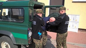 Uczestnicy kursu na zajęciach praktycznych 