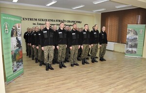 Absolwenci szkolenia w zakresie szkoły chorążych